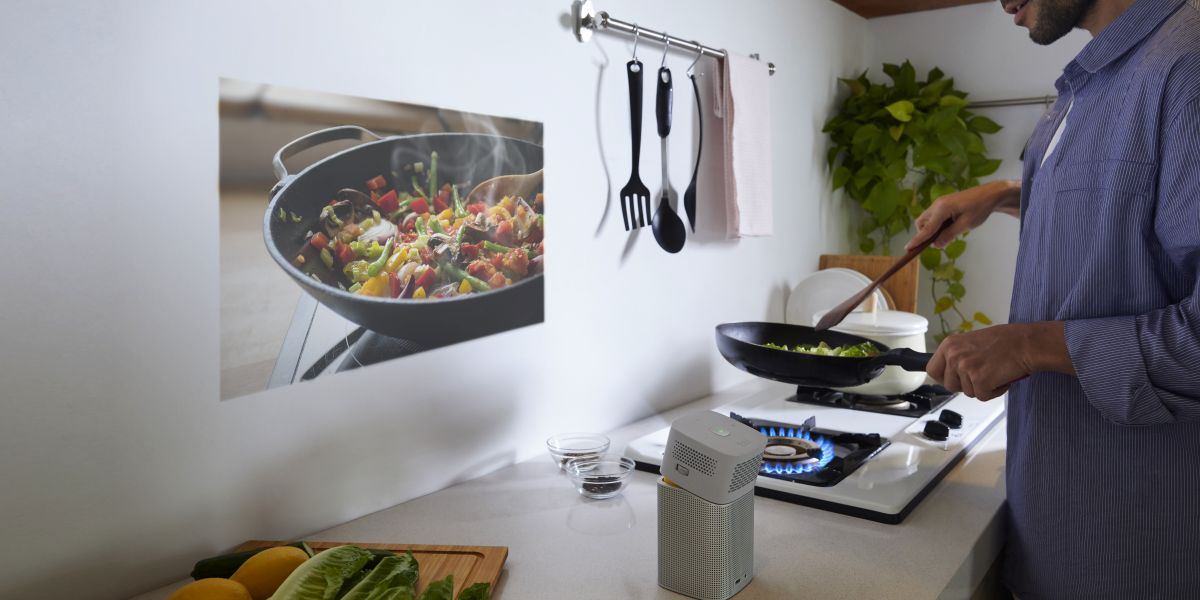 Cooking with Projector -Cool things to do with a Projector - ULTRAdvice